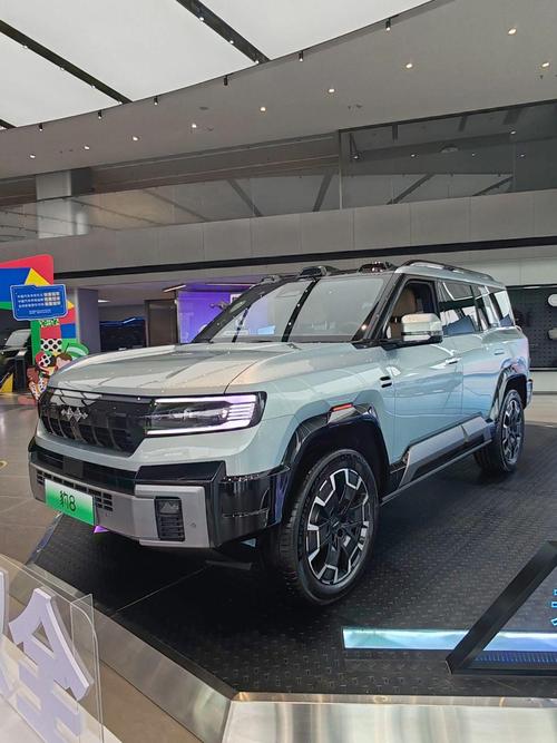 广州55比亚迪方程豹硬派越野的爆款，英菲尼迪35周年与你共成长